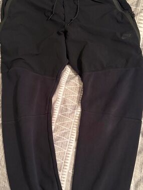 Nike Black and Navy Men's Jogger Pants